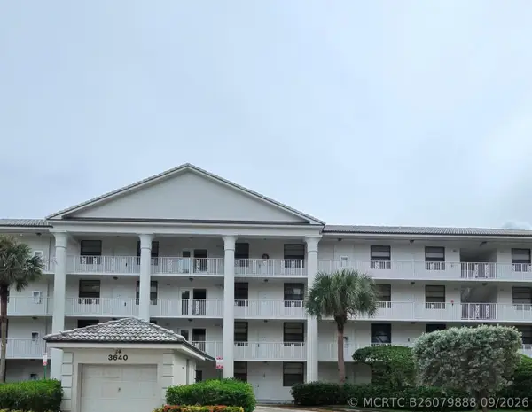 3640 Whitehall Drive #305, West Palm Beach, FL 33401