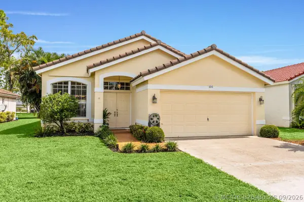 656 Lake Wellington Drive, Wellington, FL 33414