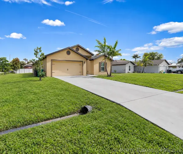 1597 SW Leisure Lane, Port St Lucie, FL 34953