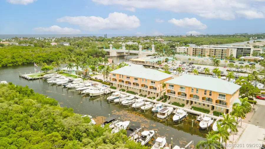 643 Casa Loma Boulevard, Boynton Beach, FL 33435 - #2