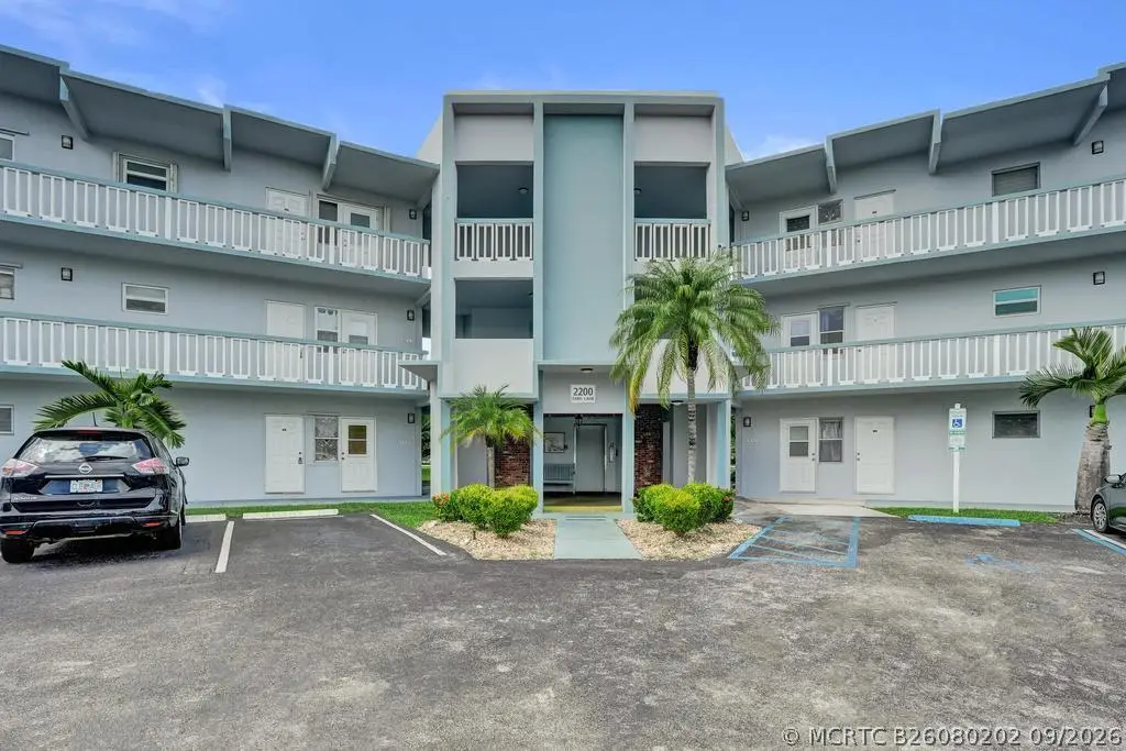 2200 Park Lane #Unit 111, Hollywood, FL 33021 - #1