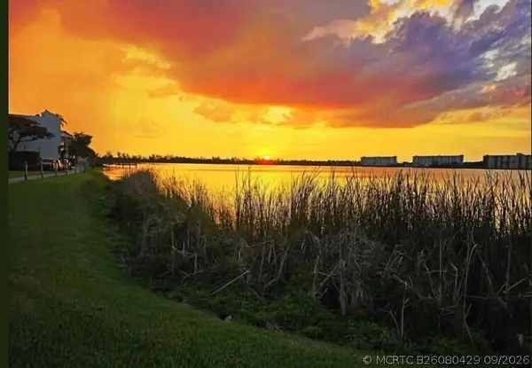 106 Lake Emerald Drive #Apt 114, Oakland Park, FL 33309