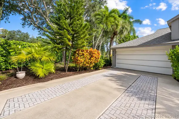 2402 Landings Boulevard, Greenacres, FL 33413
