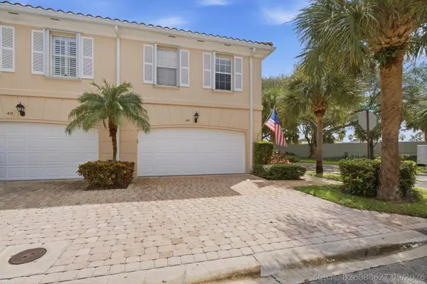 44 Live Oak Circle, Tequesta, FL 33469
