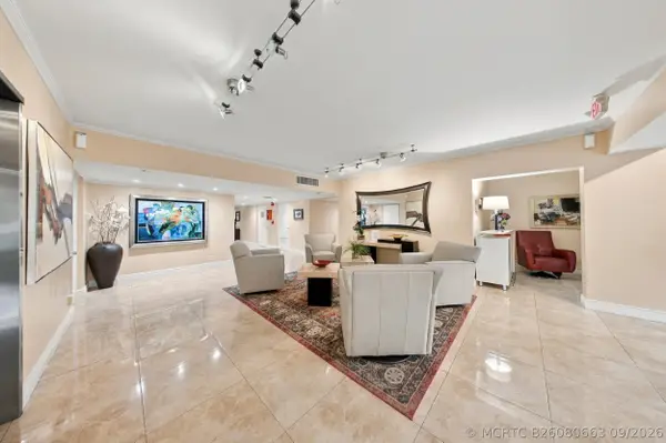 800 Cypress Grove Drive #504, Pompano Beach, FL 33069