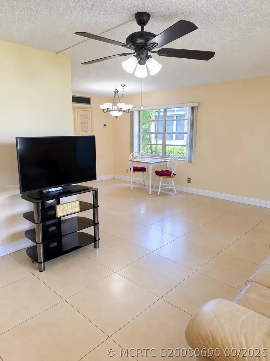 391 Burgundy I Avenue, Delray Beach, FL 33484 - #3