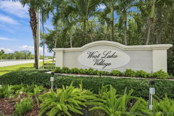 1115 Papaya Street, Hollywood, FL 33019