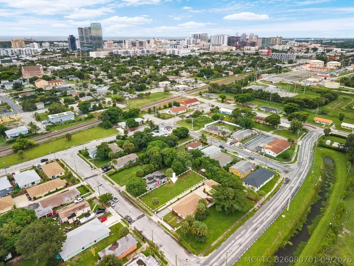 1120 9th Street, West Palm Beach, FL 33401 - #1