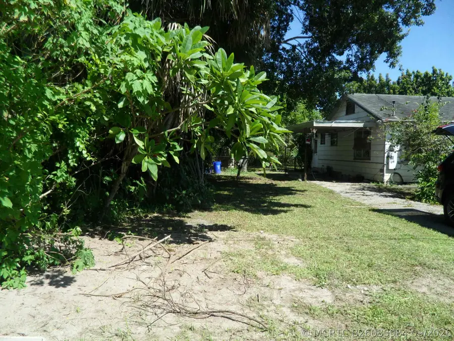 4639 Sunset Lane, West Palm Beach, FL 33415 - #3