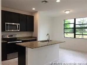 335 NW 33rd Lane, Pompano Beach, FL 33069 - #2