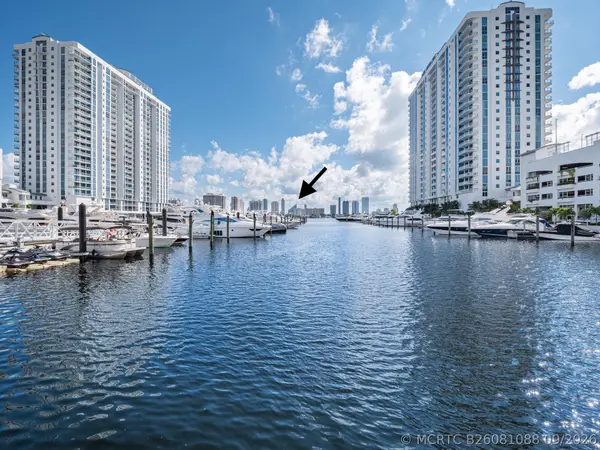 17211 Biscayne Boulevard, Aventura, FL 33160