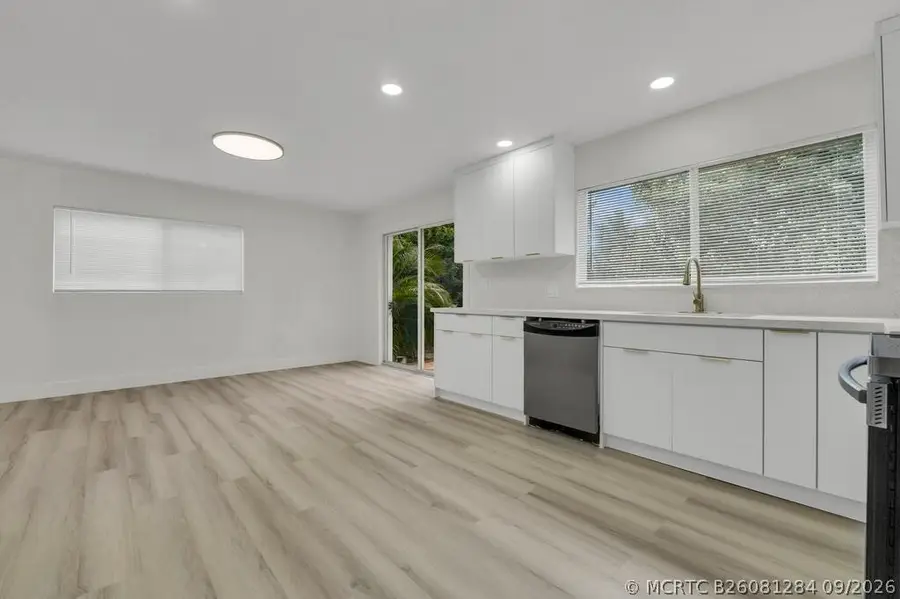 2121 SW 46th Avenue, Fort Lauderdale, FL 33317 - #3