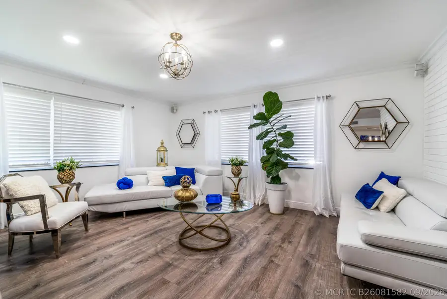 1040 Crystal Lake Drive #Unit 3, Pompano Beach, FL 33064 - #2