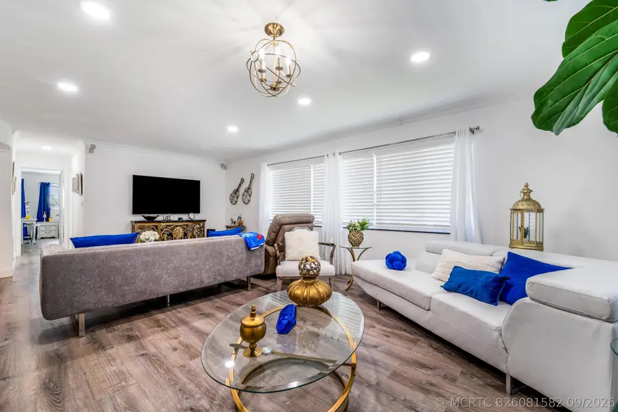 1040 Crystal Lake Drive #Unit 3, Pompano Beach, FL 33064 - #3