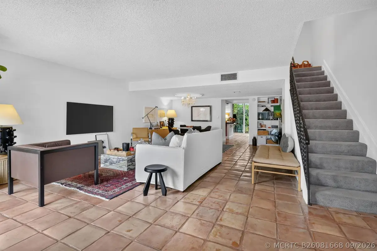 946 NE 24th Avenue #186, Hallandale Beach, FL 33009 - #1