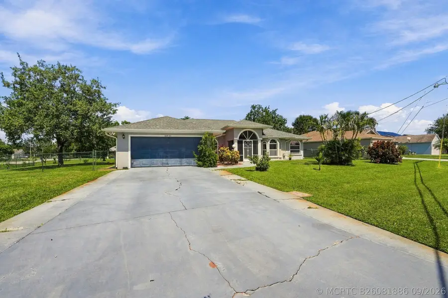 2801 SE Hutchings Avenue, Port Saint Lucie, FL 34952 - #2