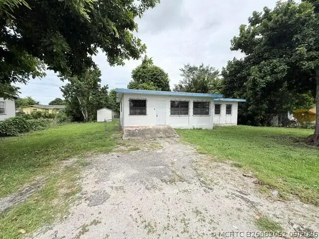 1421 NW Avenue D, Belle Glade, FL 33430 - #1