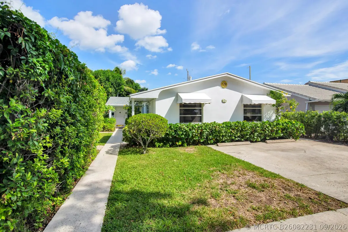 217 Pine Terrace, West Palm Beach, FL 33405 - #1