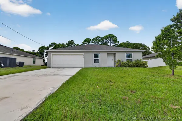 3918 SW Brunswick Street, Port St Lucie, FL 34953