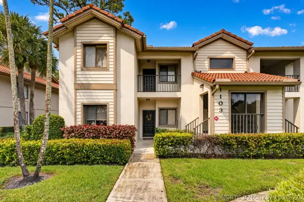 1103 Duncan Circle #201, Palm Beach Gardens, FL 33418