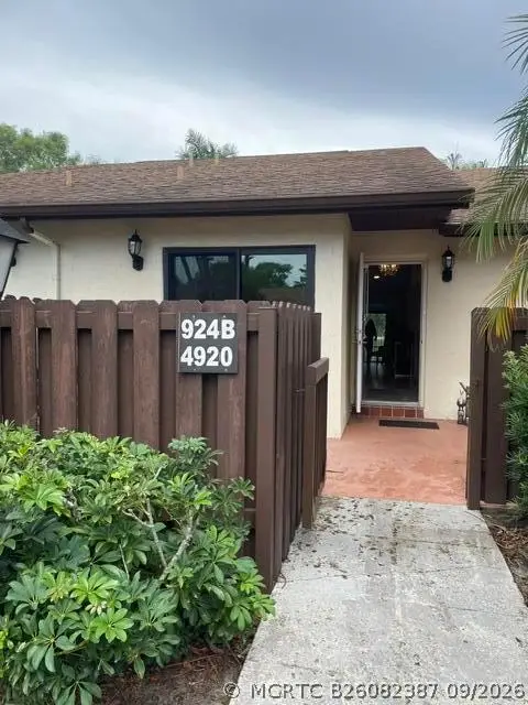 4920 Sable Pine Circle #B, West Palm Beach, FL 33417