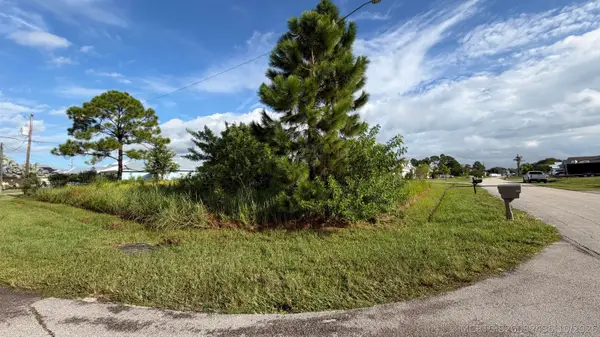 1892 SW Lewis Street, Port St Lucie, FL 34987