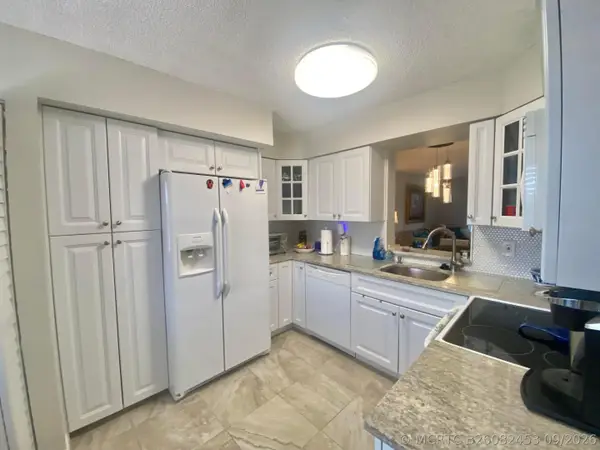 7281 Amberly Lane #404, Delray Beach, FL 33446