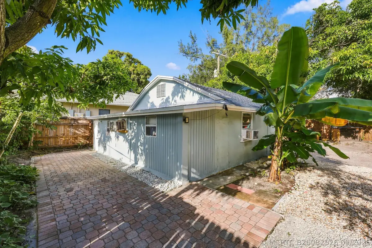 618 S Pine Street #B, Lake Worth Beach, FL 33460 - #1