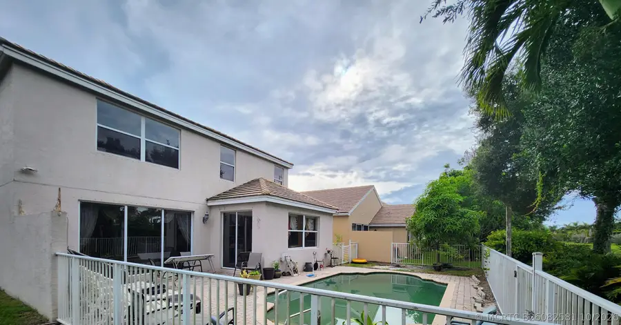 180 Kensington Way, Royal Palm Beach, FL 33414 - #3