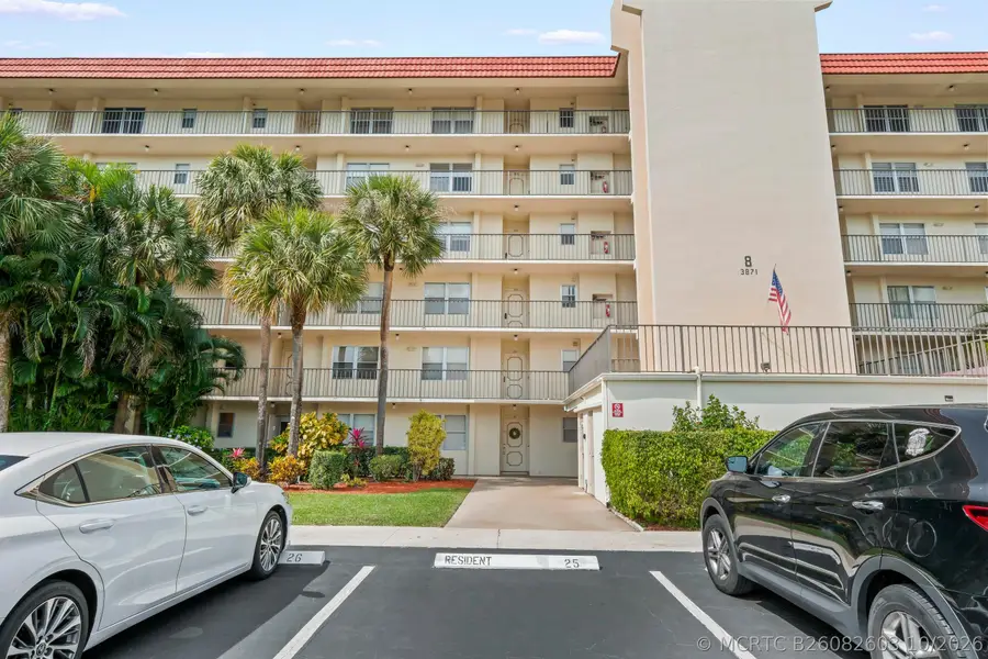 3871 Via Poinciana #104, Lake Worth, FL 33467 - #2