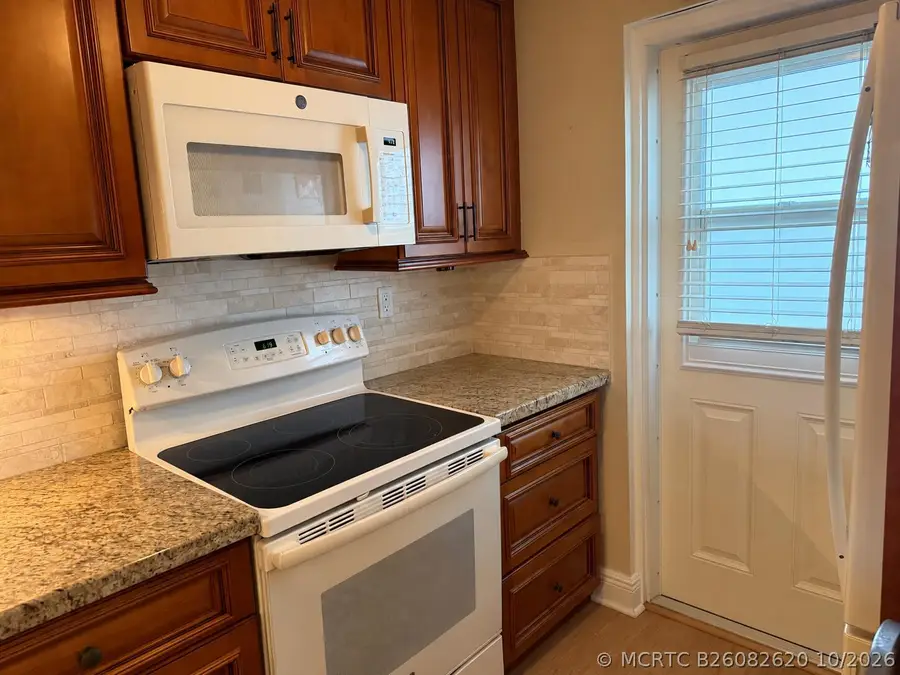 1427 E Hillsboro Boulevard #Apt 528, Deerfield Beach, FL 33441 - #2