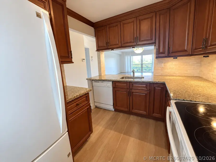 1427 E Hillsboro Boulevard #Apt 528, Deerfield Beach, FL 33441 - #3