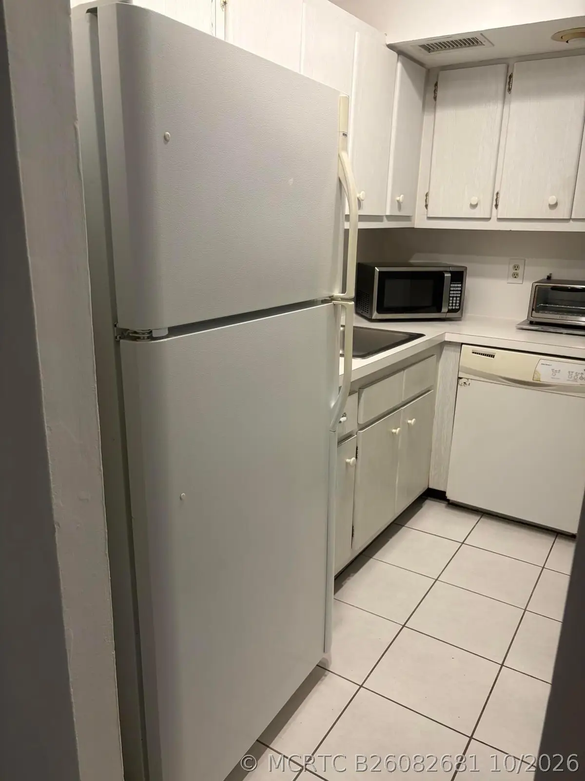 2400 NE 33rd Avenue #202, Fort Lauderdale, FL 33305 - #1
