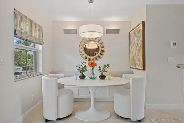 139 Sunrise Avenue #205, Palm Beach, FL 33480