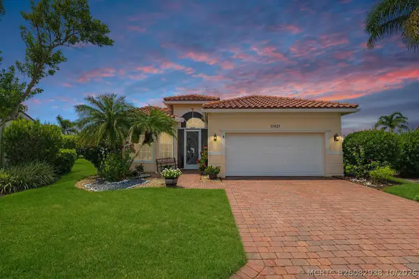 11621 SW Mountain Ash Circle, Port St Lucie, FL 34987
