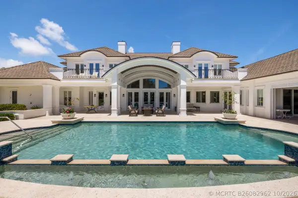 17965 SE Village Circle, Tequesta, FL 33469