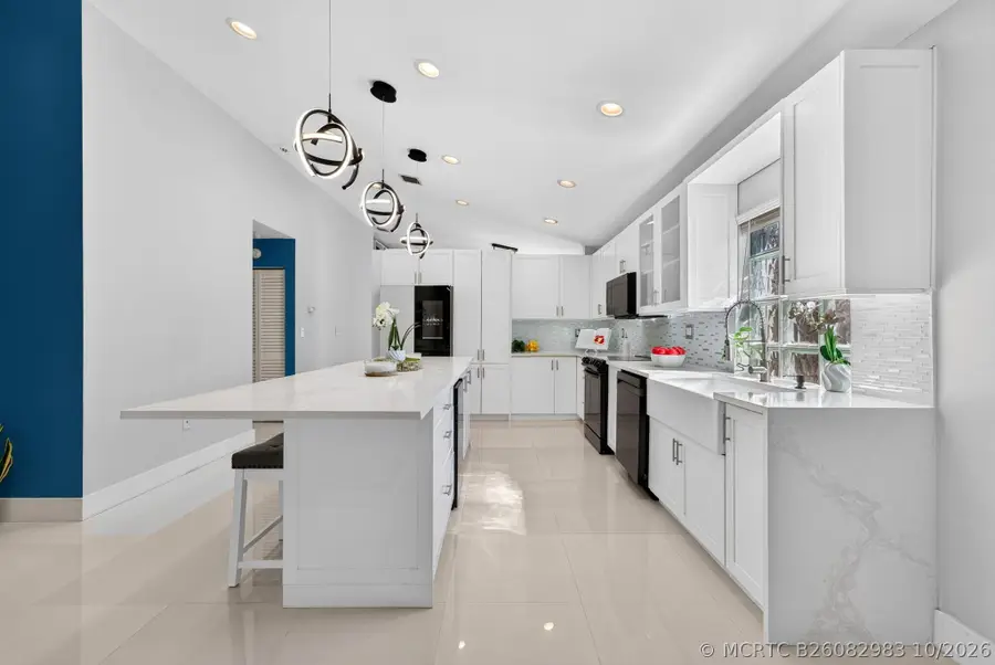 20564 SW 5th Street, Pembroke Pines, FL 33029 - #2