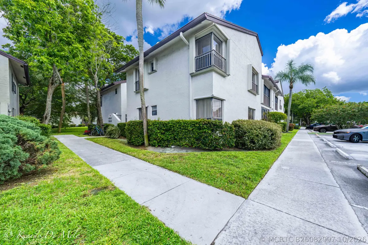 3127 Cocoplum Circle, Coconut Creek, FL 33063 - #1
