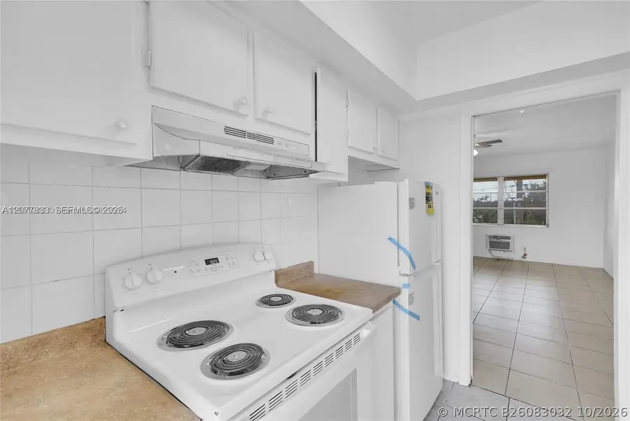 1050 E Sample Road #309, Pompano Beach, FL 33064 - #2