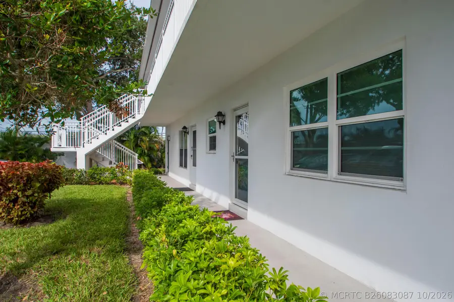 2800 Indian River Boulevard #O-5, Vero Beach, FL 32960 - #3