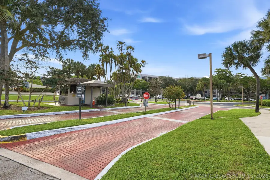 1000 Colony Point Circle #110, Pembroke Pines, FL 33026 - #3