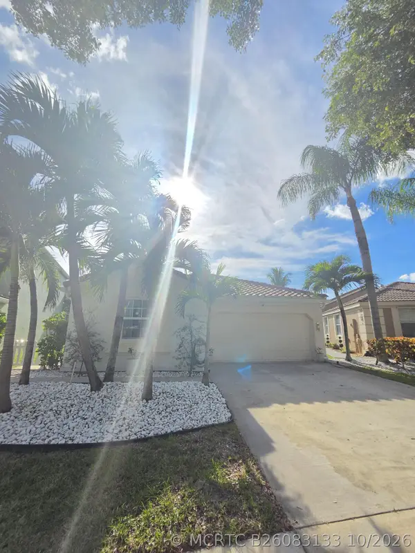 1210 Oakwater Drive, Royal Palm Beach, FL 33411