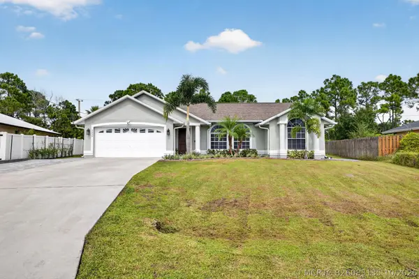 5552 NW Cruzan Avenue, Port St Lucie, FL 34986