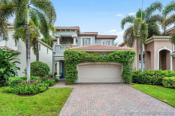 10 Country Lake Trail, Boynton Beach, FL 33436