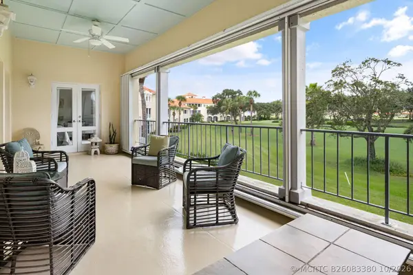 5040 Harmony Circle #203, Vero Beach, FL 32967