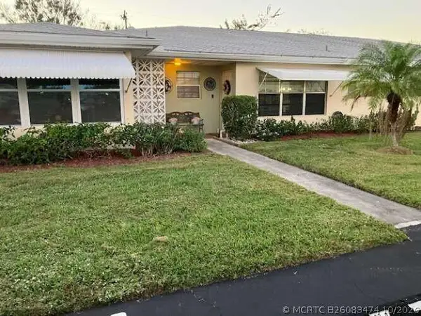 109 Lakes End Drive #B, Fort Pierce, FL 34982