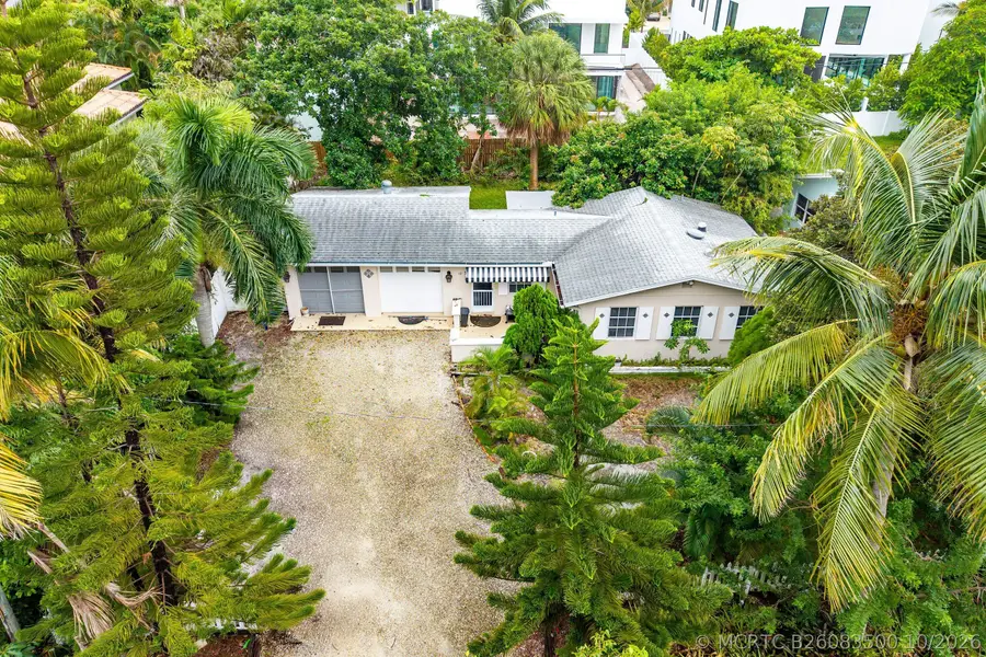 12 Eastview Avenue, Delray Beach, FL 33483 - #2