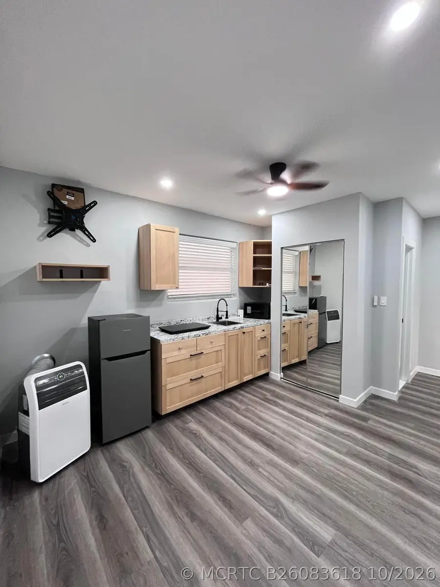 802 SW 5th Avenue, Delray Beach, FL 33444 - #2