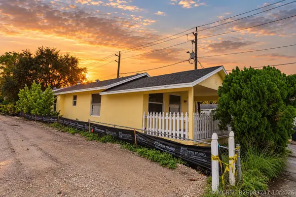 11 S D Street, Lake Worth Beach, FL 33460