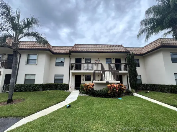 7245 Golf Colony Court #203, Lake Worth, FL 33467